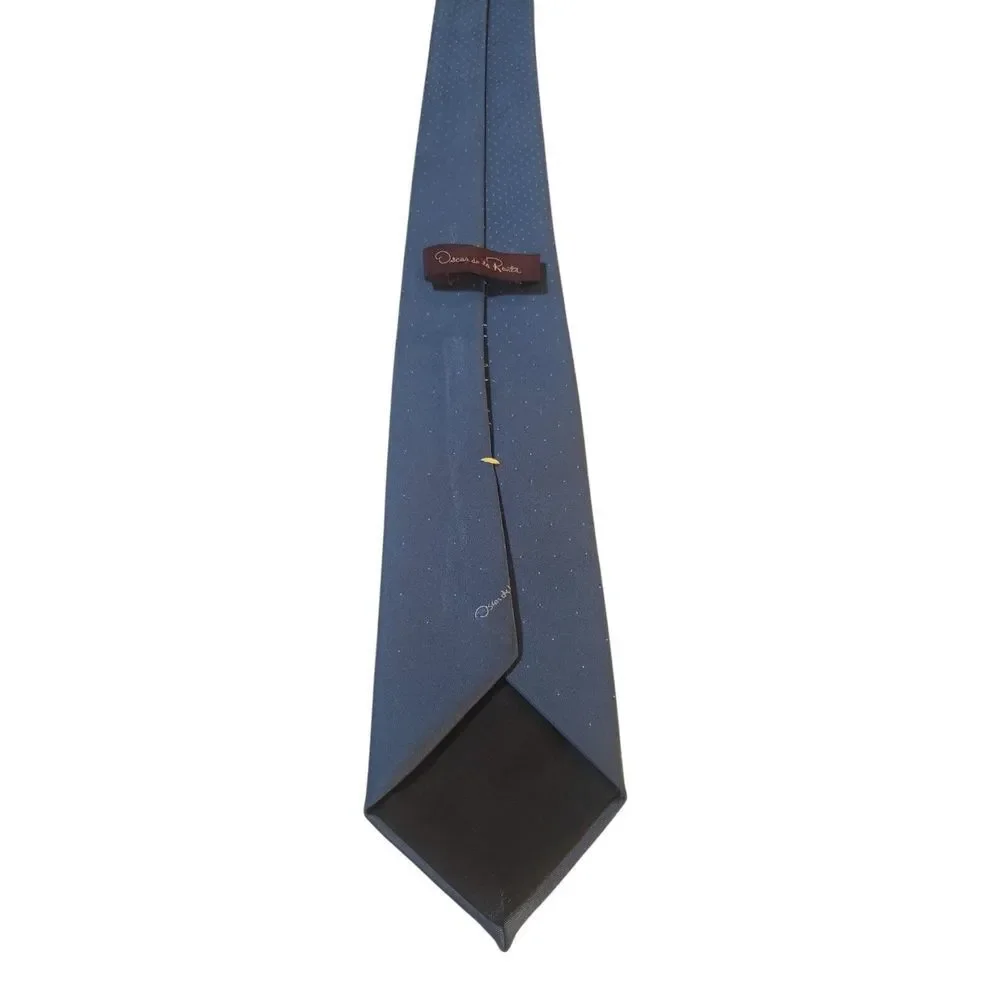 Oscar de la Rents Neck Tie Mens Blue White Polka Dots Poly Blend Designer Preppy